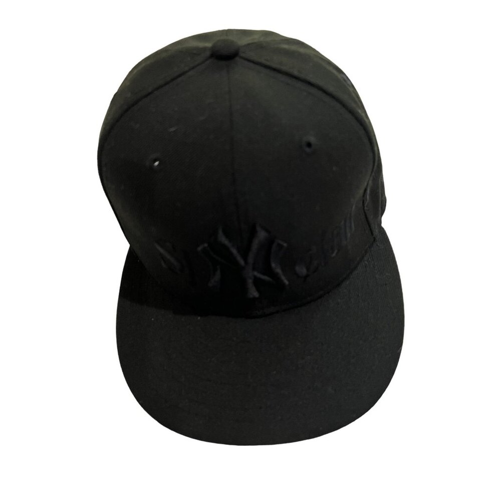 SINCLAIR X New Era NY Yankees Hat in Black